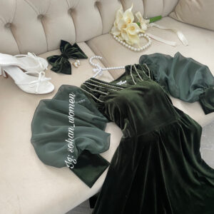 همسة أخضر زمردي غامق